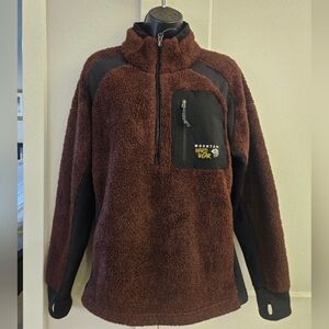 Men's Mountain Hardware Half Zip Pullover Sweater, Size Small, Maroon/Black